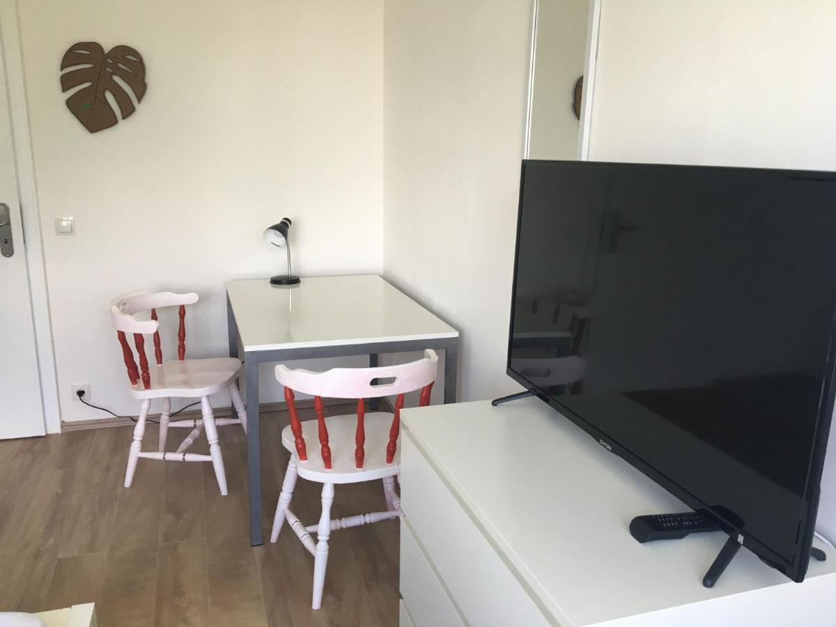 Mayen, Im Moehren, Privatzimmer Nr1, Waldrand, Naehe Nuerburgring & Burg Eltz, Gemeinschaftsbad Exterior foto
